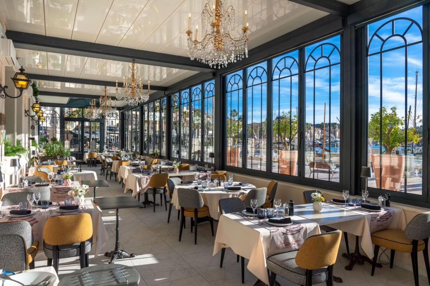 Hotel Restaurant De La Tour Sanary-sur-Mer Εξωτερικό φωτογραφία