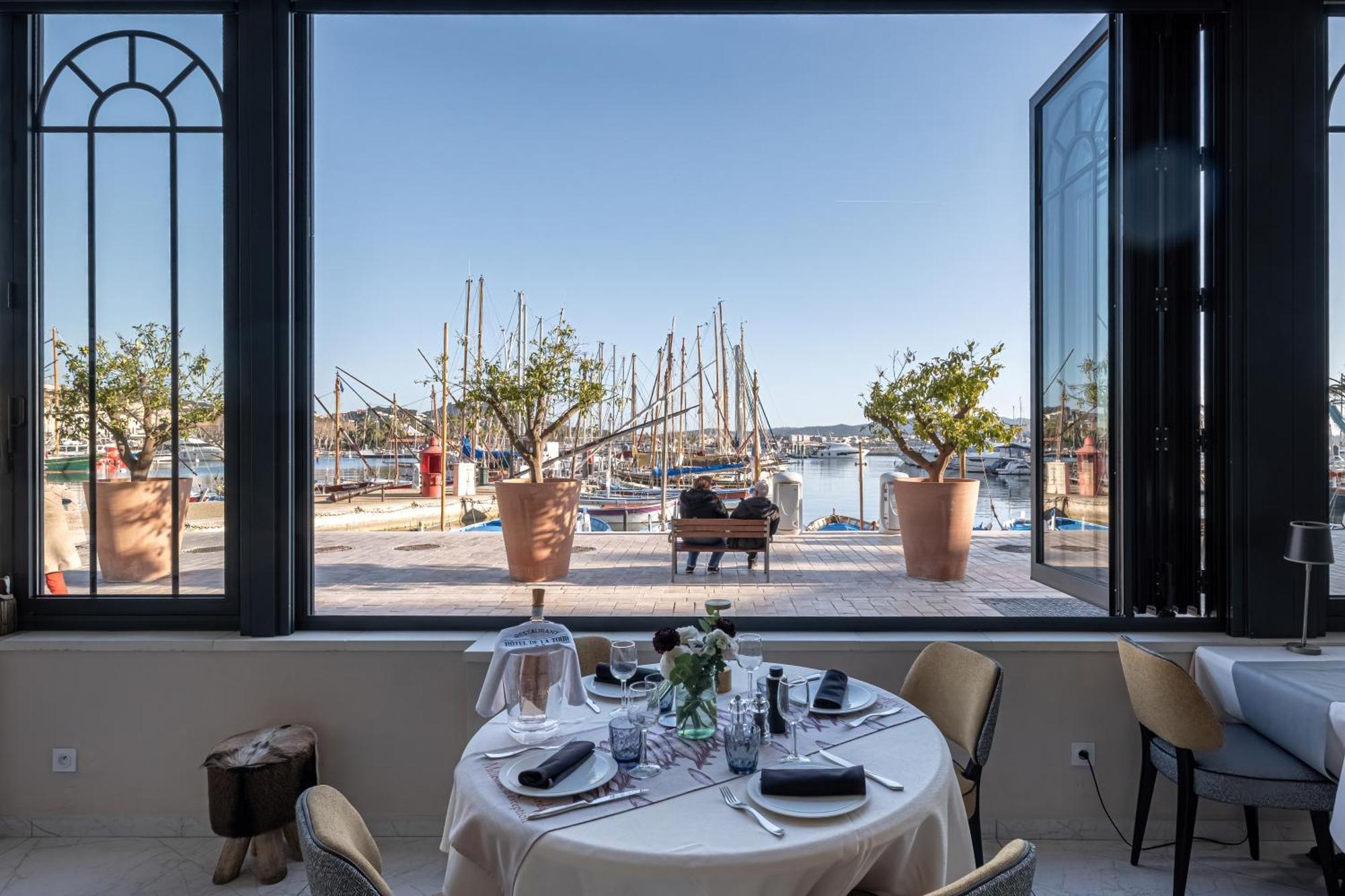 Hotel Restaurant De La Tour Sanary-sur-Mer Εξωτερικό φωτογραφία